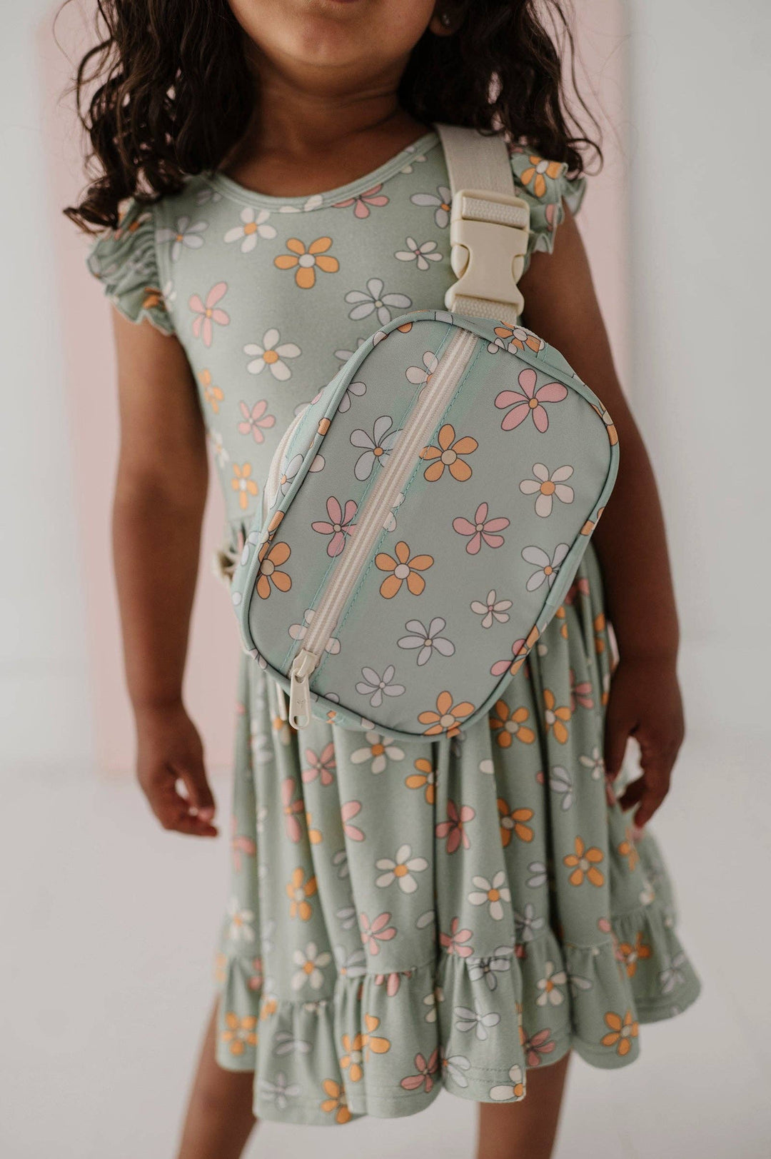 Babysprouts Mini Belt Bag in Sketched Daisy