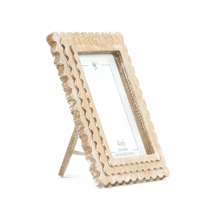 Scalloped Wood Rectangle Photo Frame