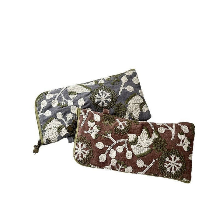 Simple Floral Embroidered Makeup Bag