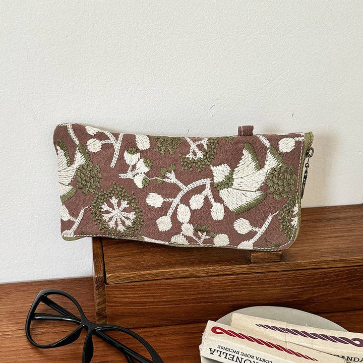 Simple Floral Embroidered Makeup Bag