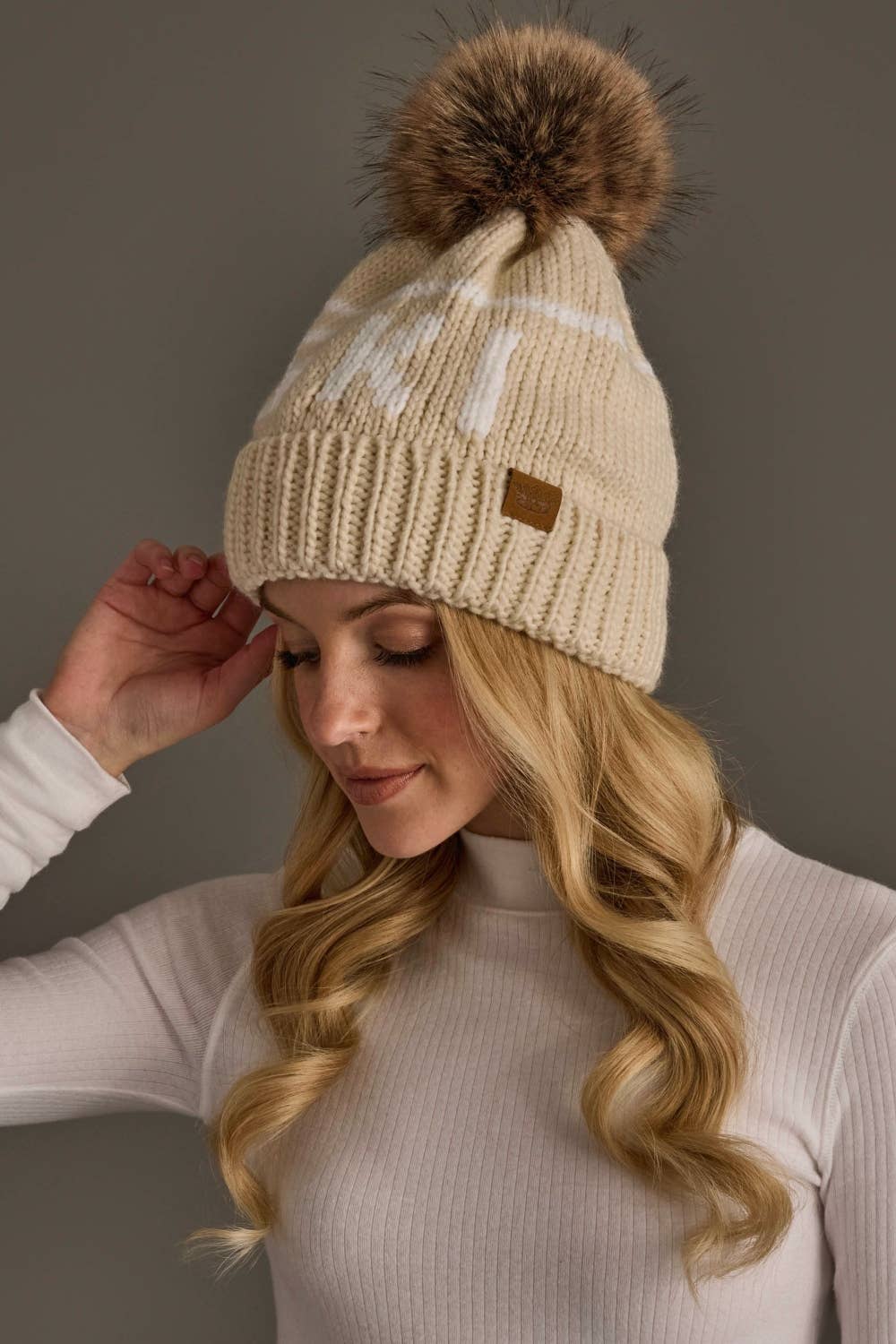 Lt. Tan & Ivory Ski Pom Hat