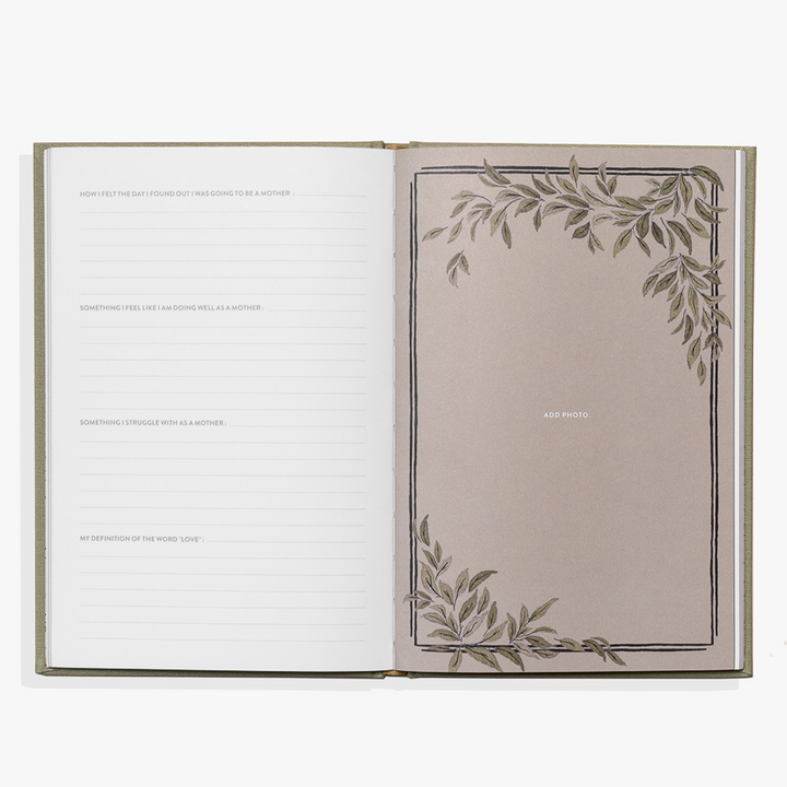 Mom's Story: A Memory and Keepsake Journal for My Family