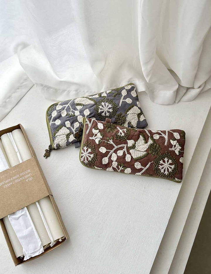 Simple Floral Embroidered Makeup Bag