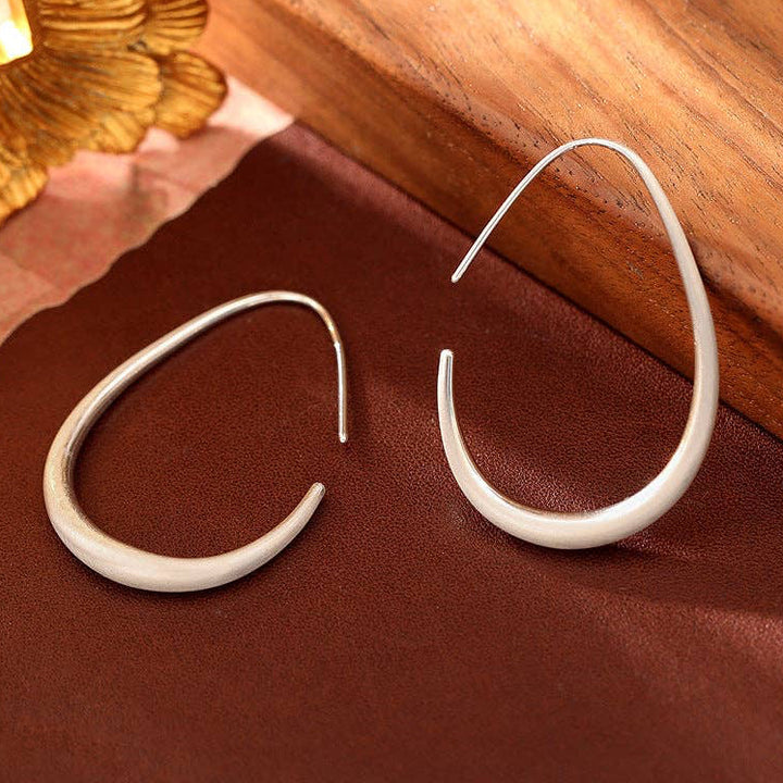 Simple C-Shape Hoop Earrings in Silver or Gold