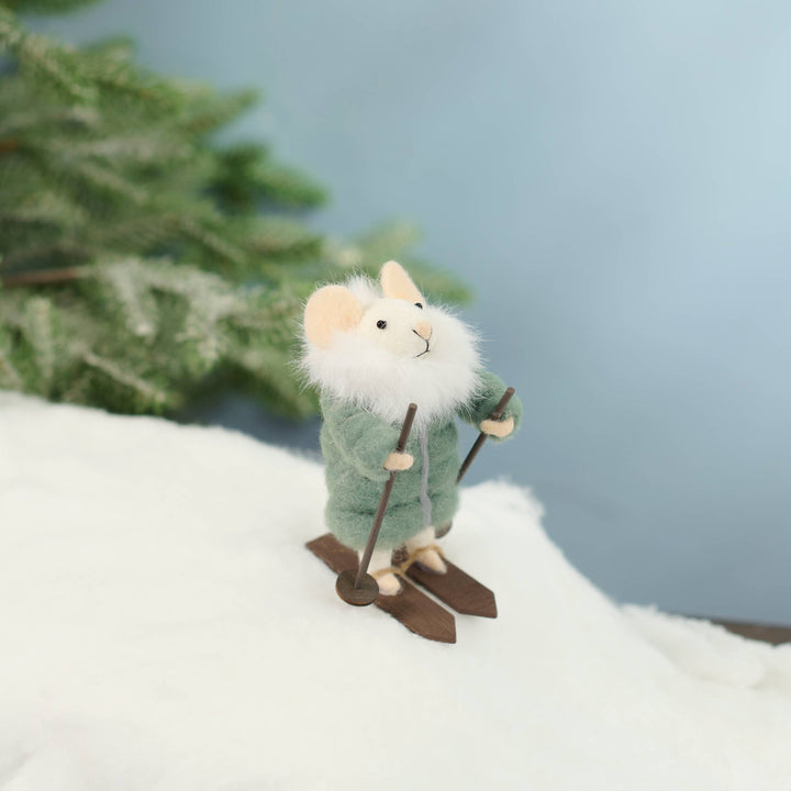 Skier Mouse Critter