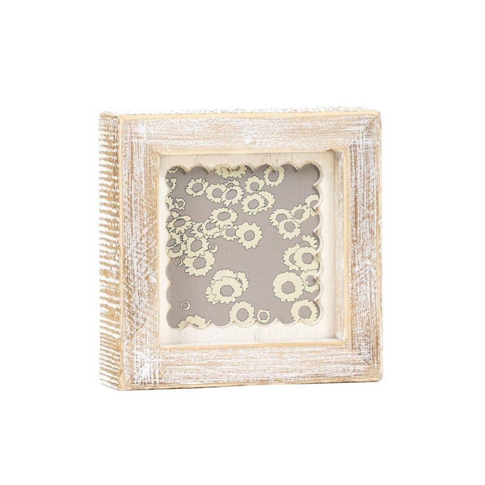 Two Sided Scallop Daisies 2 Wall Art