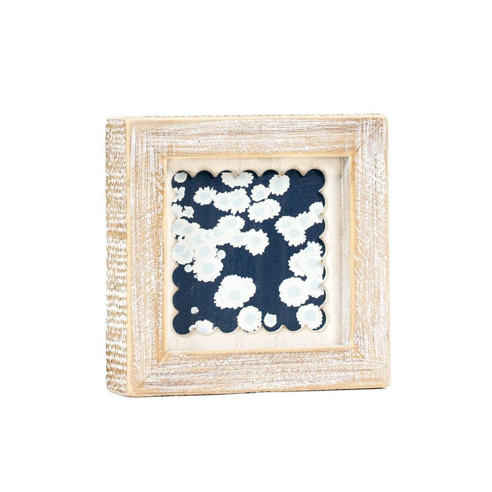 Two Sided Scallop Daisies 2 Wall Art