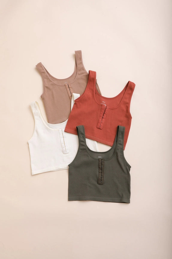 Chic Sleeveless Ivory Brami