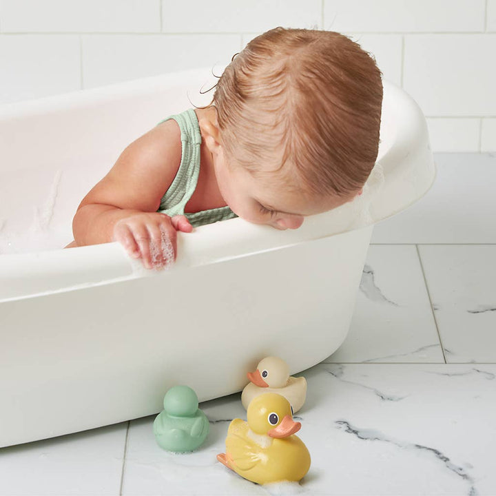Itzy Ducky Family™ Bath + Water Table Toys