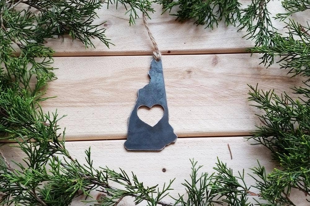 New Hampshire State Christmas Keepsake Metal Ornament
