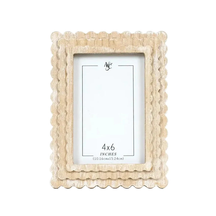 Scalloped Wood Rectangle Photo Frame