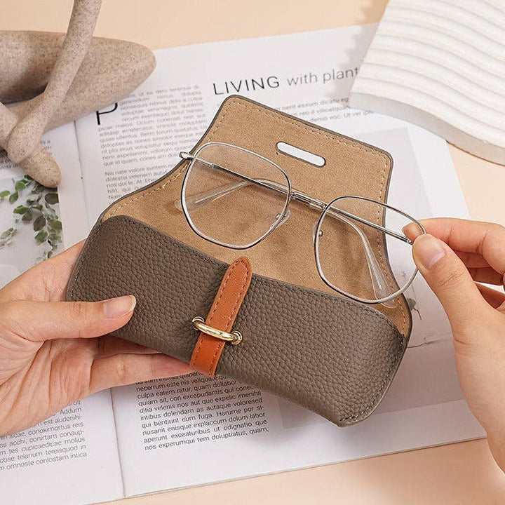 White Minimalist Glasses Case
