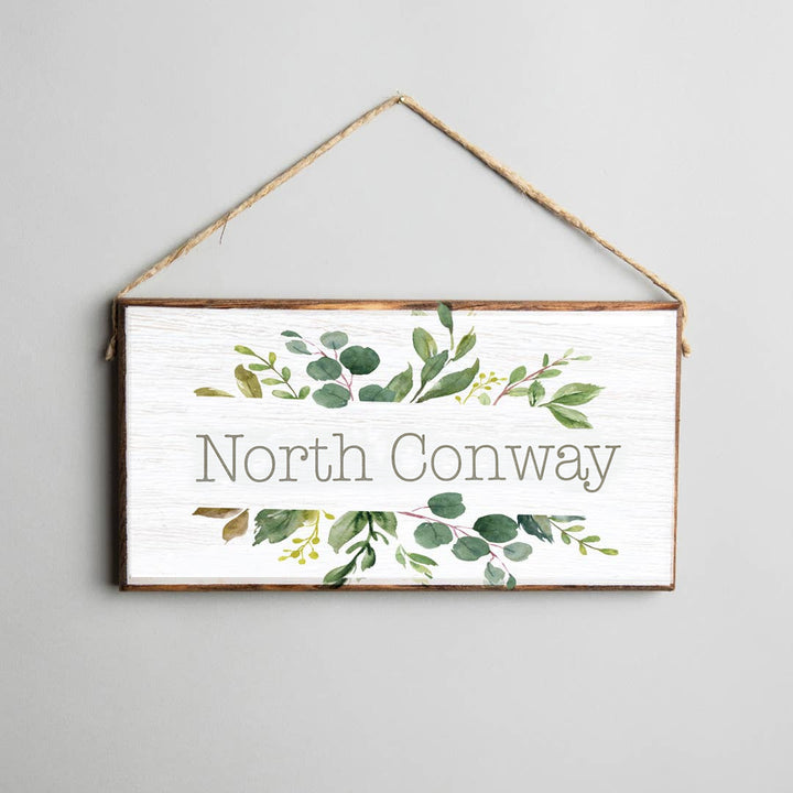 North Conway Split Greenery Twine Hanging Sign